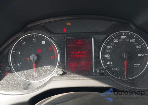 2011 Audi Q5 2.0T Premium z USA, uszkodzony, nr VIN WA1CFAFP2BA114109